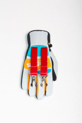 Крепление горнолыжное для варежек красный